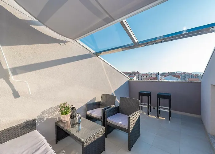 Apartment Luky Zadar